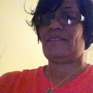 Meet your Posher, Renee